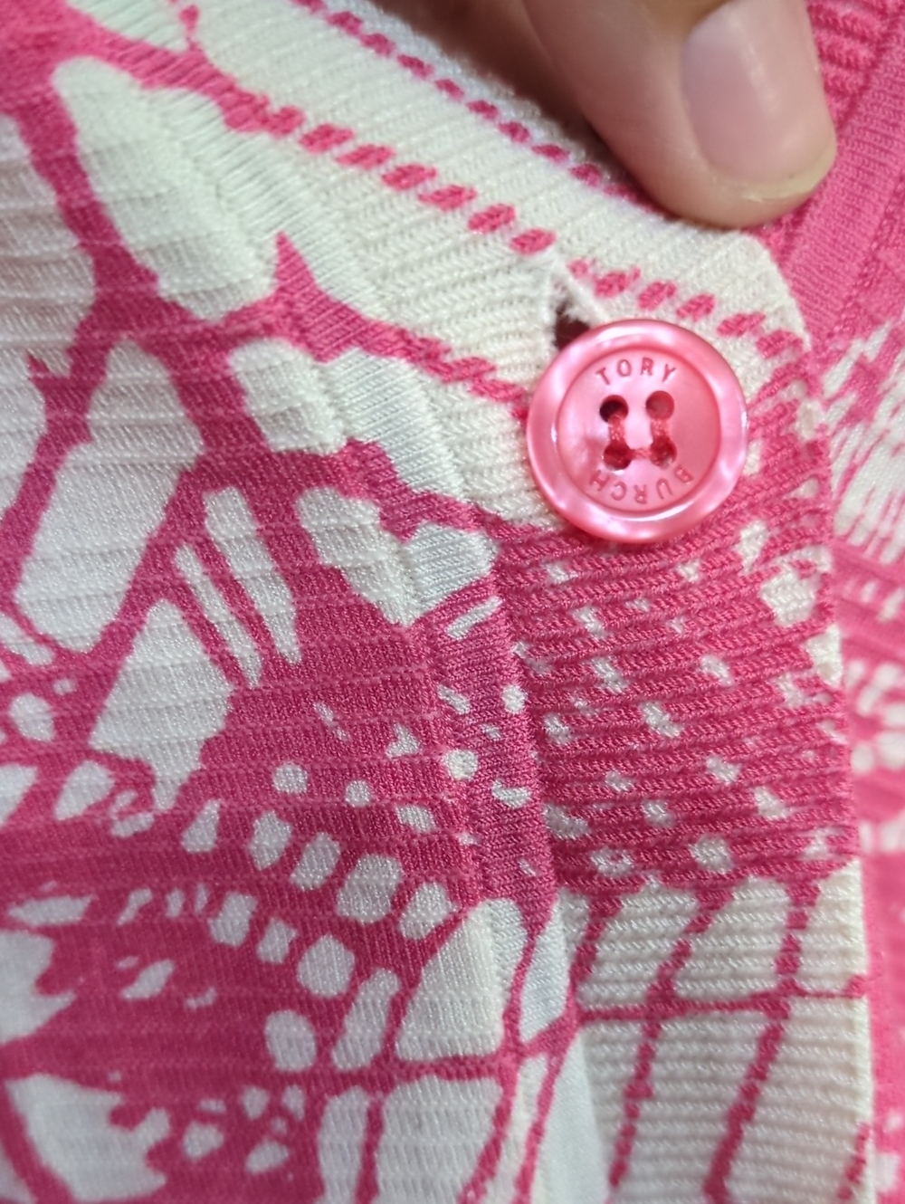 Tory Burch Pink Pattern V Neck Button Sweater W/ Navy Bomber Style Hem Sz XL - Picture 3 of 8